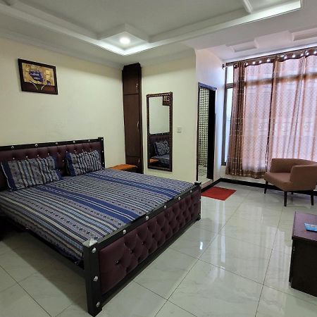 New Nabeel Residency Khaqan Abbasi Road Bhurban 穆里 外观 照片